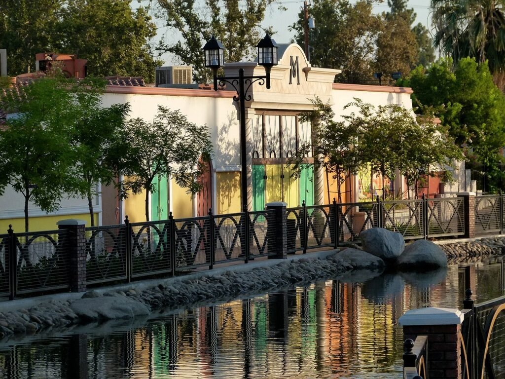 bakersfield, canal, water-53174.jpg